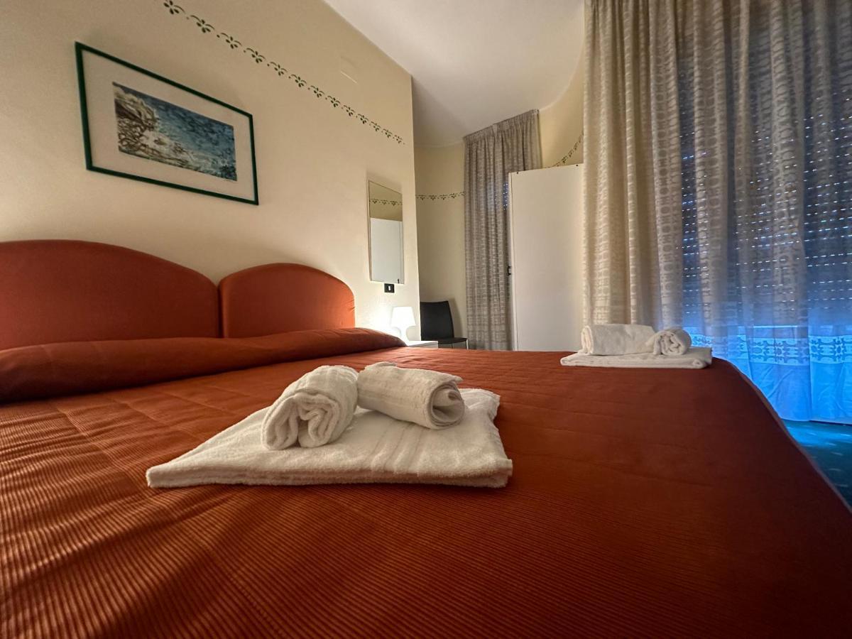 Hotel Atena Cirò Marina Eksteriør bilde