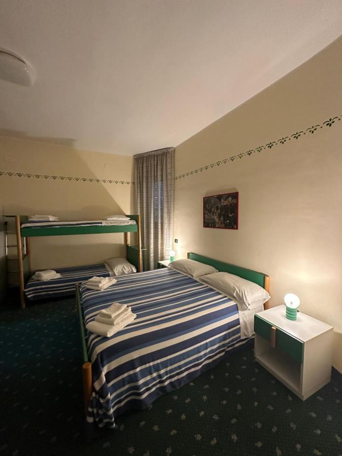 Hotel Atena Cirò Marina Eksteriør bilde