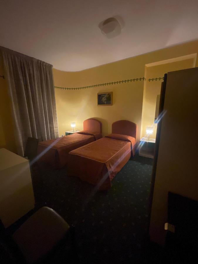 Hotel Atena Cirò Marina Eksteriør bilde