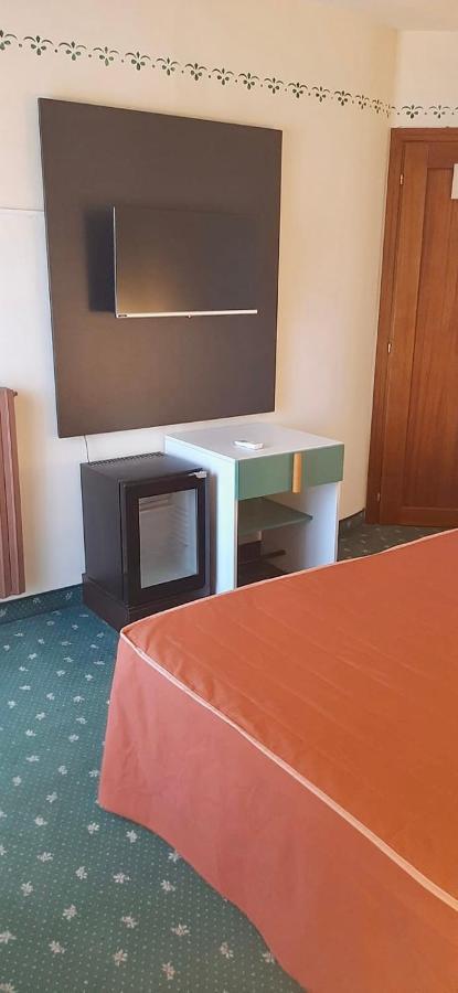 Hotel Atena Cirò Marina Eksteriør bilde