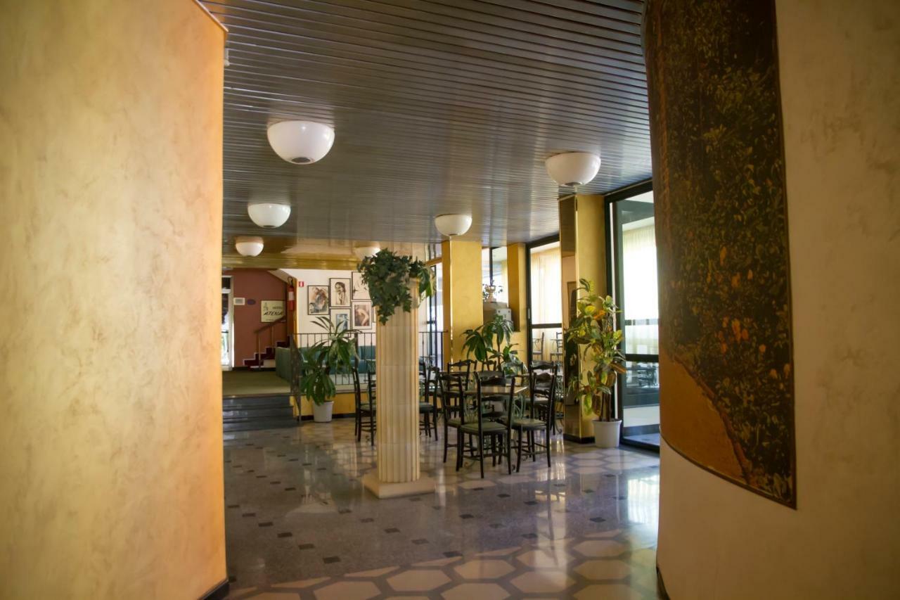 Hotel Atena Cirò Marina Eksteriør bilde